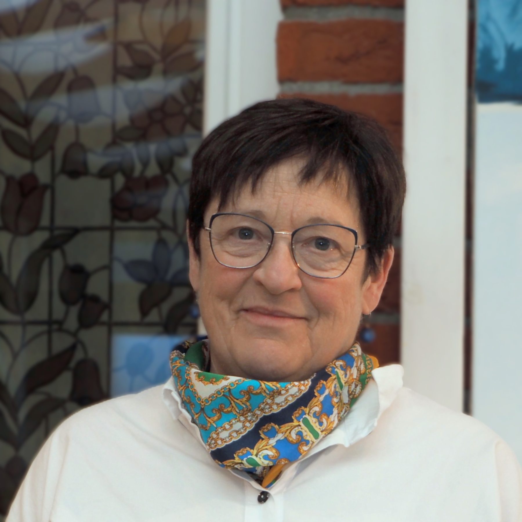 Monika_Knöpfel_weicher_Hintergrund_Quadrat.